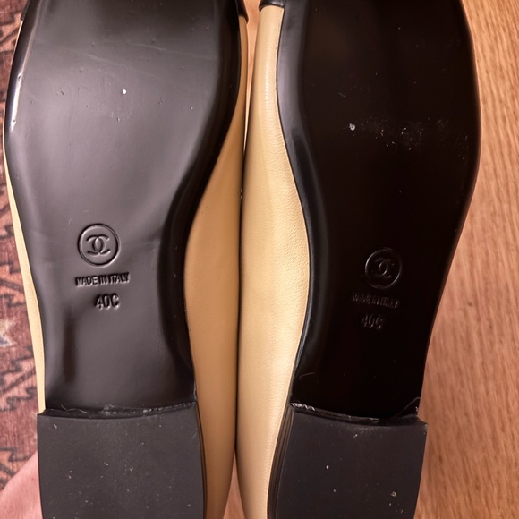 CHANEL Women's Black and Tan Beige Bow Mary Jane Flats - Picture 4 of 5